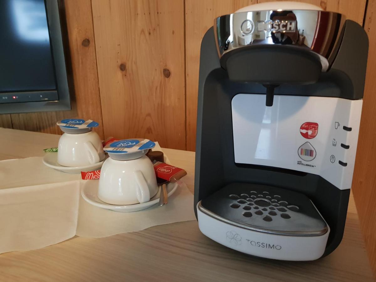 Zyba-Hotelzimmer-Vermietung Aesch Kanton Luzern ภายนอก รูปภาพ