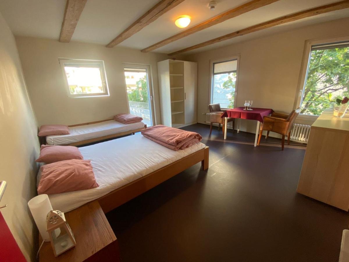 Zyba-Hotelzimmer-Vermietung Aesch Kanton Luzern ภายนอก รูปภาพ